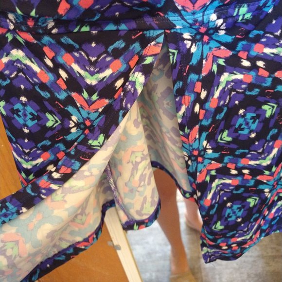 Free By Gottex Women's Swimsuit Top - Picture 2 of 7